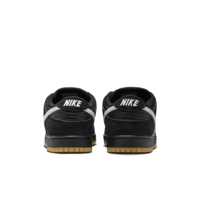 Nike SB Dunk Low Pro Skate Shoes. Nike IN